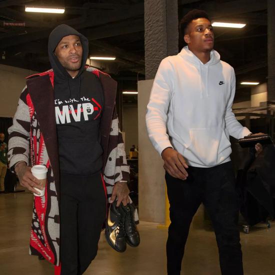 半空间的接 半空间的接