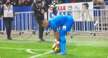 绪的表态 绪的表态